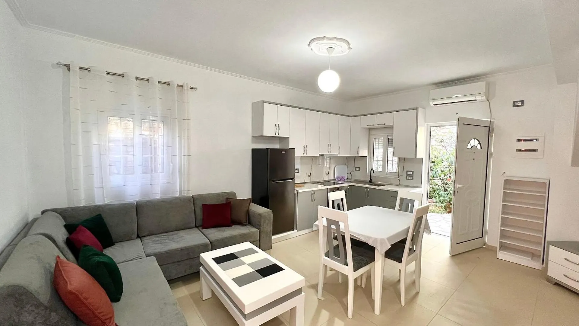 Elisabeth Apartments 2 Σαράντα